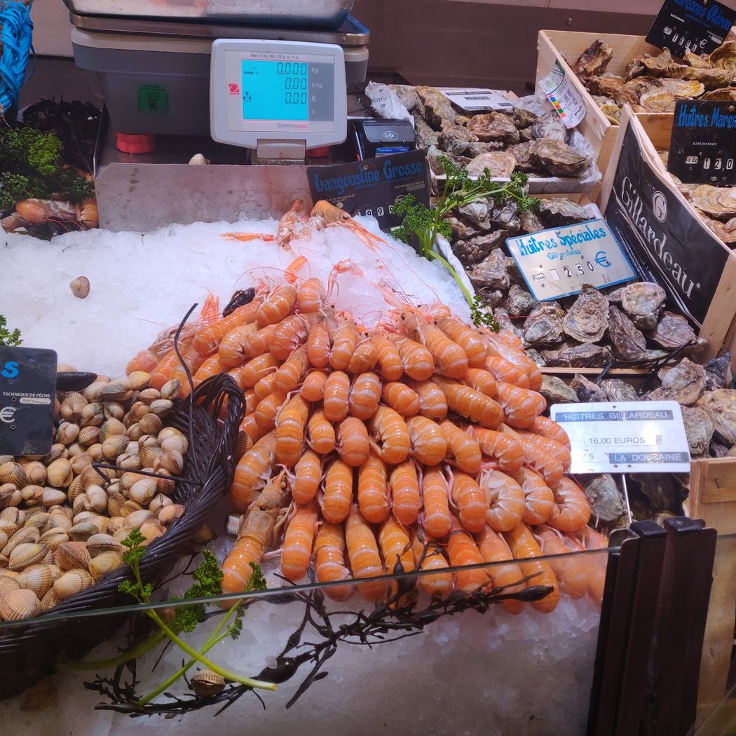 Market From Charentonneau 1